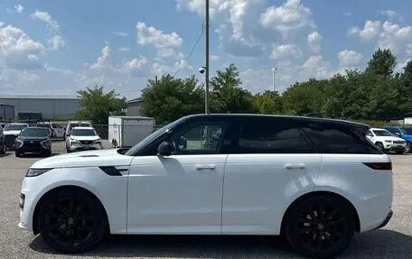 Land Rover Range Rover Sport, 2022 год, 7 600 000 рублей, 2 фотография
