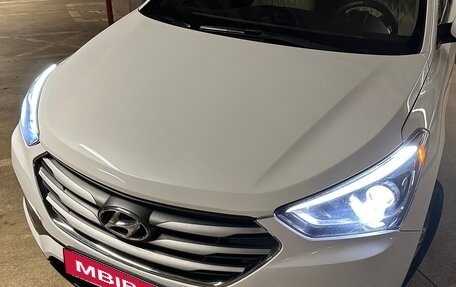 Hyundai Santa Fe III рестайлинг, 2017 год, 1 913 000 рублей, 2 фотография