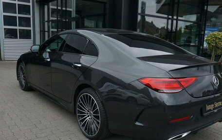 Mercedes-Benz CLS, 2022 год, 4 750 000 рублей, 3 фотография