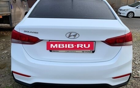 Hyundai Solaris II рестайлинг, 2019 год, 900 000 рублей, 7 фотография