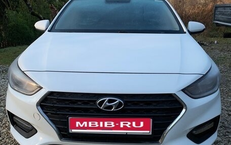 Hyundai Solaris II рестайлинг, 2019 год, 900 000 рублей, 10 фотография