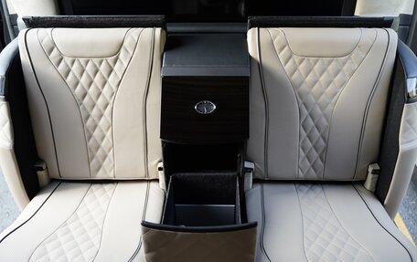 Mercedes-Benz V-Класс, 2017 год, 8 600 000 рублей, 26 фотография