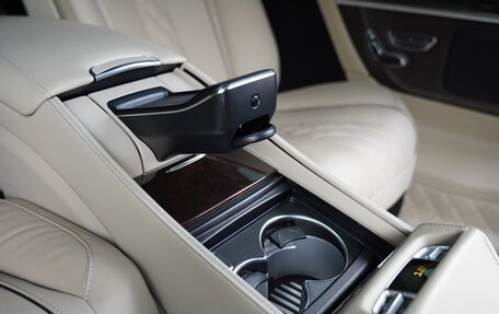 Mercedes-Benz V-Класс, 2017 год, 8 600 000 рублей, 34 фотография