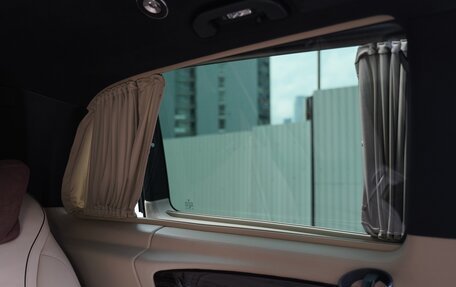 Mercedes-Benz V-Класс, 2017 год, 8 600 000 рублей, 32 фотография