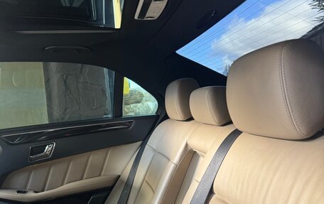 Mercedes-Benz E-Класс, 2010 год, 1 390 000 рублей, 11 фотография