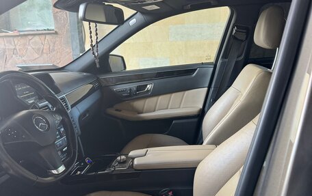 Mercedes-Benz E-Класс, 2010 год, 1 390 000 рублей, 9 фотография