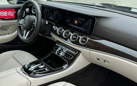 Mercedes-Benz E-Класс, 2019 год, 5 650 000 рублей, 6 фотография