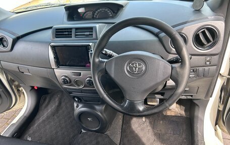 Toyota bB II рестайлинг, 2009 год, 750 000 рублей, 8 фотография