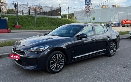 KIA Stinger I, 2018 год, 2 300 000 рублей, 2 фотография