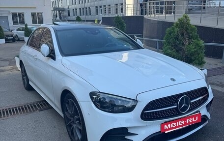 Mercedes-Benz E-Класс, 2020 год, 4 450 000 рублей, 5 фотография