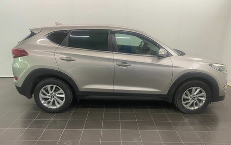 Hyundai Tucson III, 2017 год, 1 950 000 рублей, 6 фотография