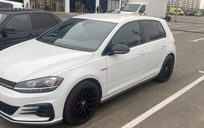 Volkswagen Golf GTI VII, 2019 год, 2 750 000 рублей, 1 фотография