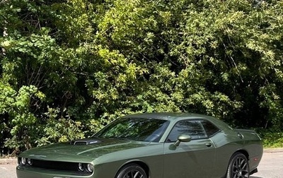 Dodge Challenger III рестайлинг 2, 2017 год, 3 890 000 рублей, 1 фотография