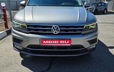 Volkswagen Tiguan II, 2017 год, 2 800 000 рублей, 1 фотография