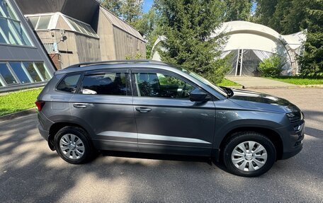 Skoda Karoq I, 2021 год, 2 575 000 рублей, 2 фотография
