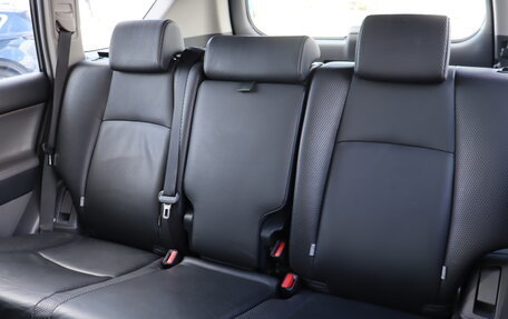 Toyota Land Cruiser Prado 150 рестайлинг 2, 2011 год, 2 530 000 рублей, 14 фотография