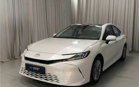 Toyota Camry, 2024 год, 4 100 000 рублей, 3 фотография