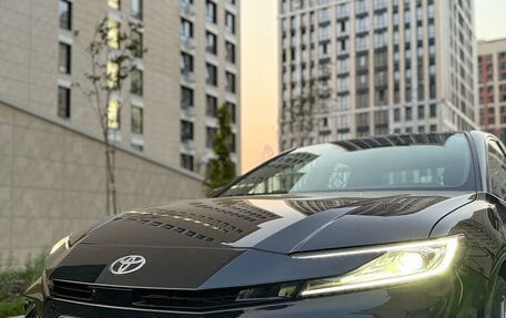 Toyota Camry, 2025 год, 3 940 000 рублей, 4 фотография