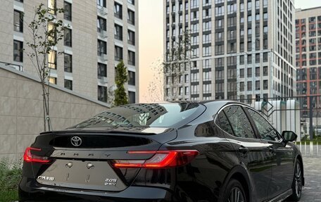 Toyota Camry, 2025 год, 3 940 000 рублей, 5 фотография