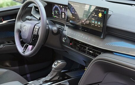 Toyota Camry, 2025 год, 3 940 000 рублей, 9 фотография