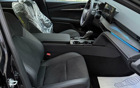 Toyota Camry, 2025 год, 3 940 000 рублей, 19 фотография