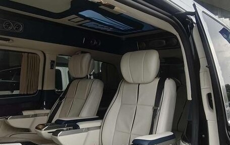 Mercedes-Benz V-Класс, 2021 год, 6 130 000 рублей, 9 фотография