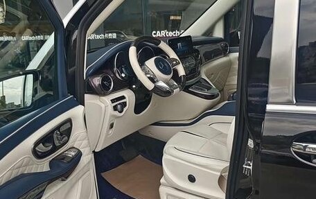 Mercedes-Benz V-Класс, 2021 год, 6 130 000 рублей, 18 фотография