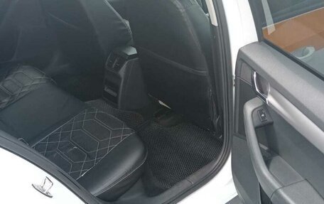 Skoda Octavia, 2019 год, 1 300 000 рублей, 8 фотография