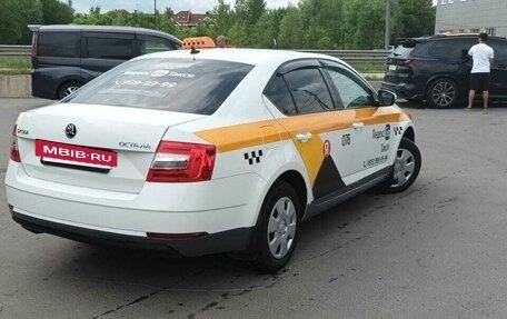 Skoda Octavia, 2019 год, 1 300 000 рублей, 4 фотография