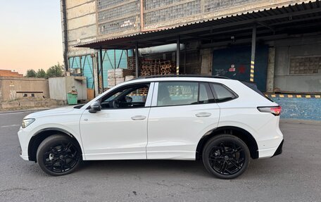 Volkswagen Tiguan, 2025 год, 4 300 000 рублей, 8 фотография