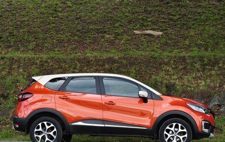 Renault Kaptur I рестайлинг, 2017 год, 1 395 000 рублей, 36 фотография