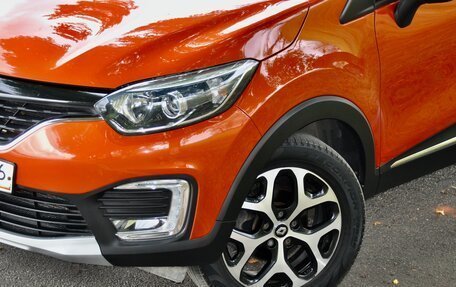 Renault Kaptur I рестайлинг, 2017 год, 1 395 000 рублей, 39 фотография