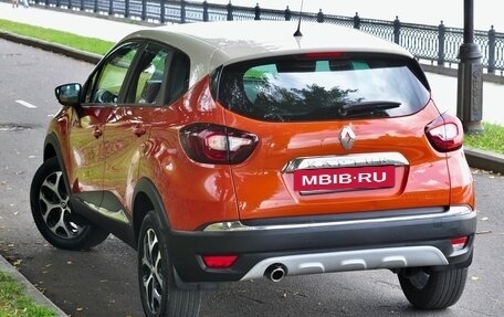 Renault Kaptur I рестайлинг, 2017 год, 1 395 000 рублей, 30 фотография