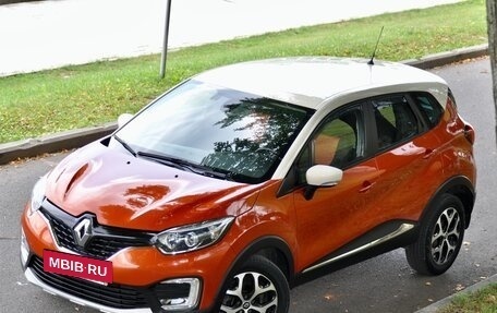 Renault Kaptur I рестайлинг, 2017 год, 1 395 000 рублей, 38 фотография