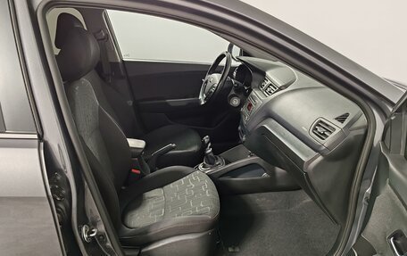 KIA Rio III рестайлинг, 2016 год, 890 000 рублей, 23 фотография