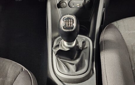 KIA Rio III рестайлинг, 2016 год, 890 000 рублей, 26 фотография