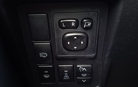 Toyota Land Cruiser Prado 150 рестайлинг 2, 2013 год, 2 830 000 рублей, 10 фотография