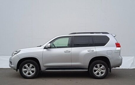 Toyota Land Cruiser Prado 150 рестайлинг 2, 2013 год, 2 830 000 рублей, 5 фотография