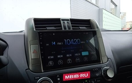 Toyota Land Cruiser Prado 150 рестайлинг 2, 2013 год, 2 830 000 рублей, 13 фотография