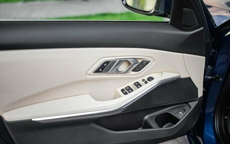 BMW 3 серия, 2021 год, 3 175 000 рублей, 16 фотография