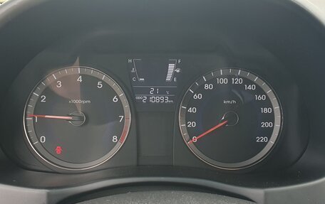 Hyundai Solaris II рестайлинг, 2012 год, 699 000 рублей, 5 фотография