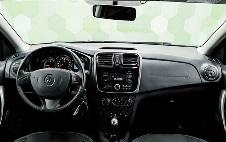Renault Sandero II рестайлинг, 2016 год, 850 000 рублей, 14 фотография