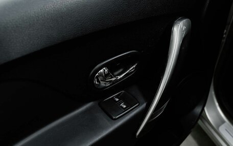 Renault Sandero II рестайлинг, 2016 год, 850 000 рублей, 21 фотография