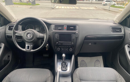 Volkswagen Jetta VI, 2012 год, 830 000 рублей, 8 фотография