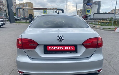 Volkswagen Jetta VI, 2012 год, 830 000 рублей, 5 фотография
