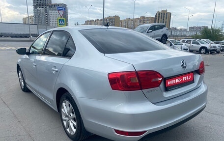 Volkswagen Jetta VI, 2012 год, 830 000 рублей, 6 фотография