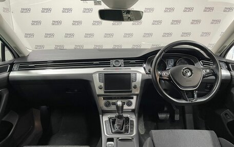 Volkswagen Passat B8 рестайлинг, 2015 год, 1 465 000 рублей, 13 фотография