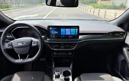 Ford Focus IV, 2022 год, 1 650 035 рублей, 2 фотография