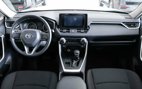 Toyota RAV4, 2025 год, 4 340 000 рублей, 15 фотография