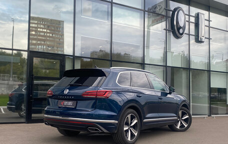 Volkswagen Touareg III, 2018 год, 4 955 000 рублей, 2 фотография